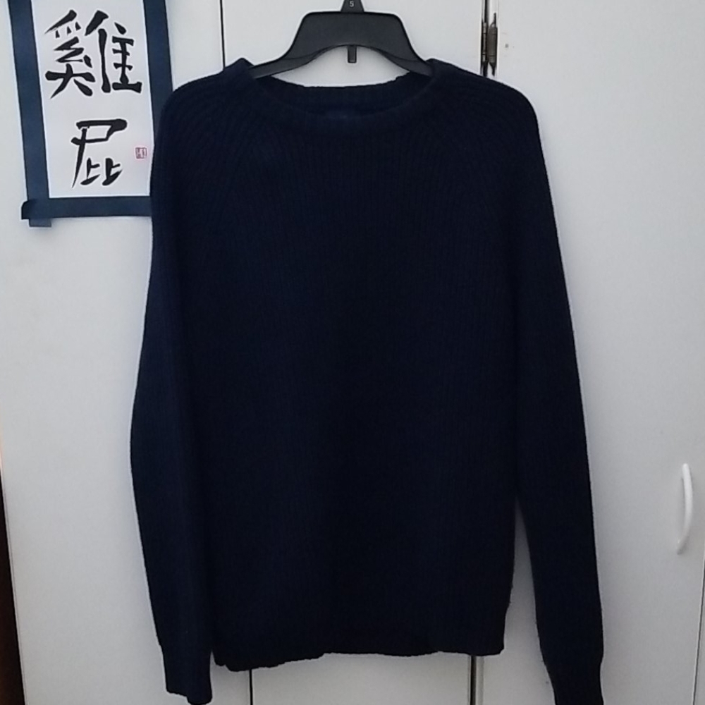 Dark blue old navy knitted sweater